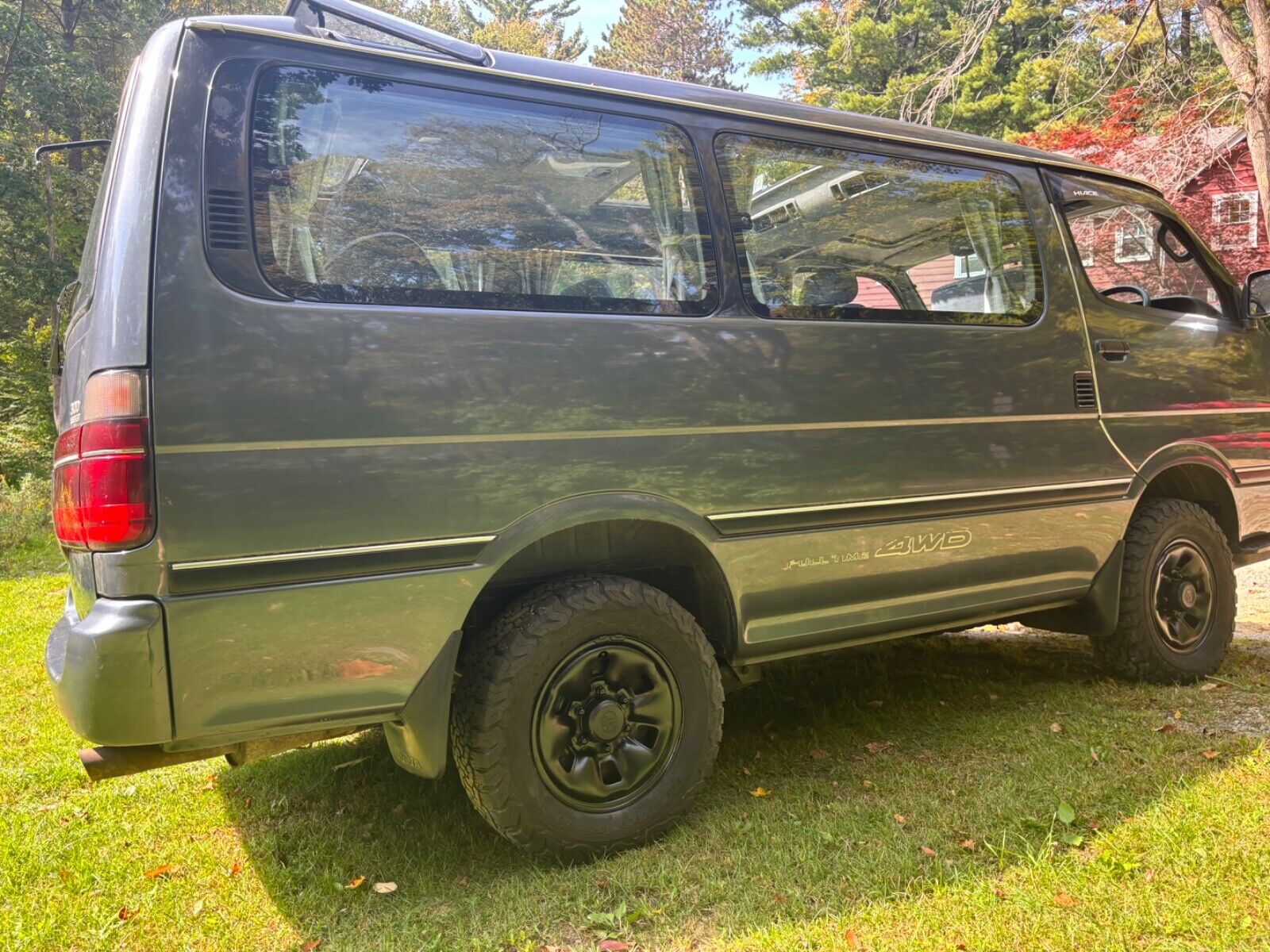 Toyota-Super-Custom-1995-van-19