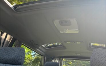 Toyota-Super-Custom-1995-van-7