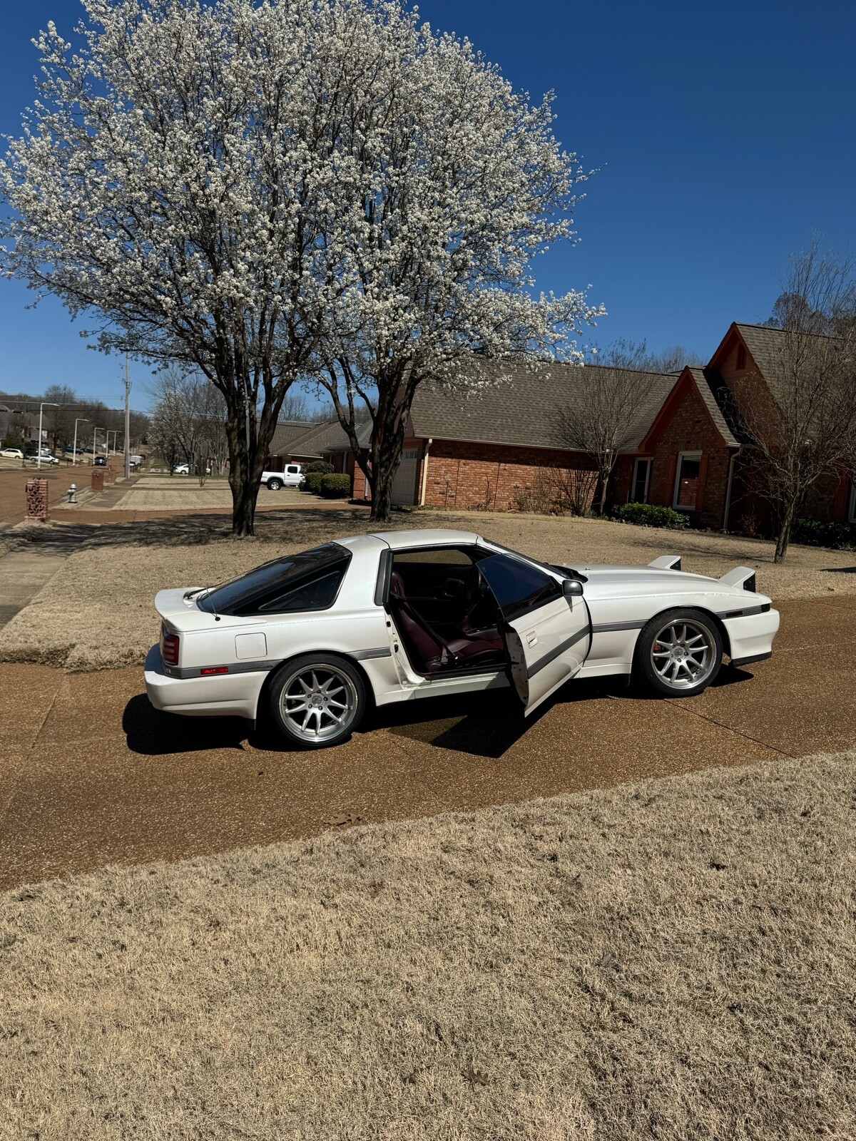 Toyota-Supra-1990-Hatchback-1