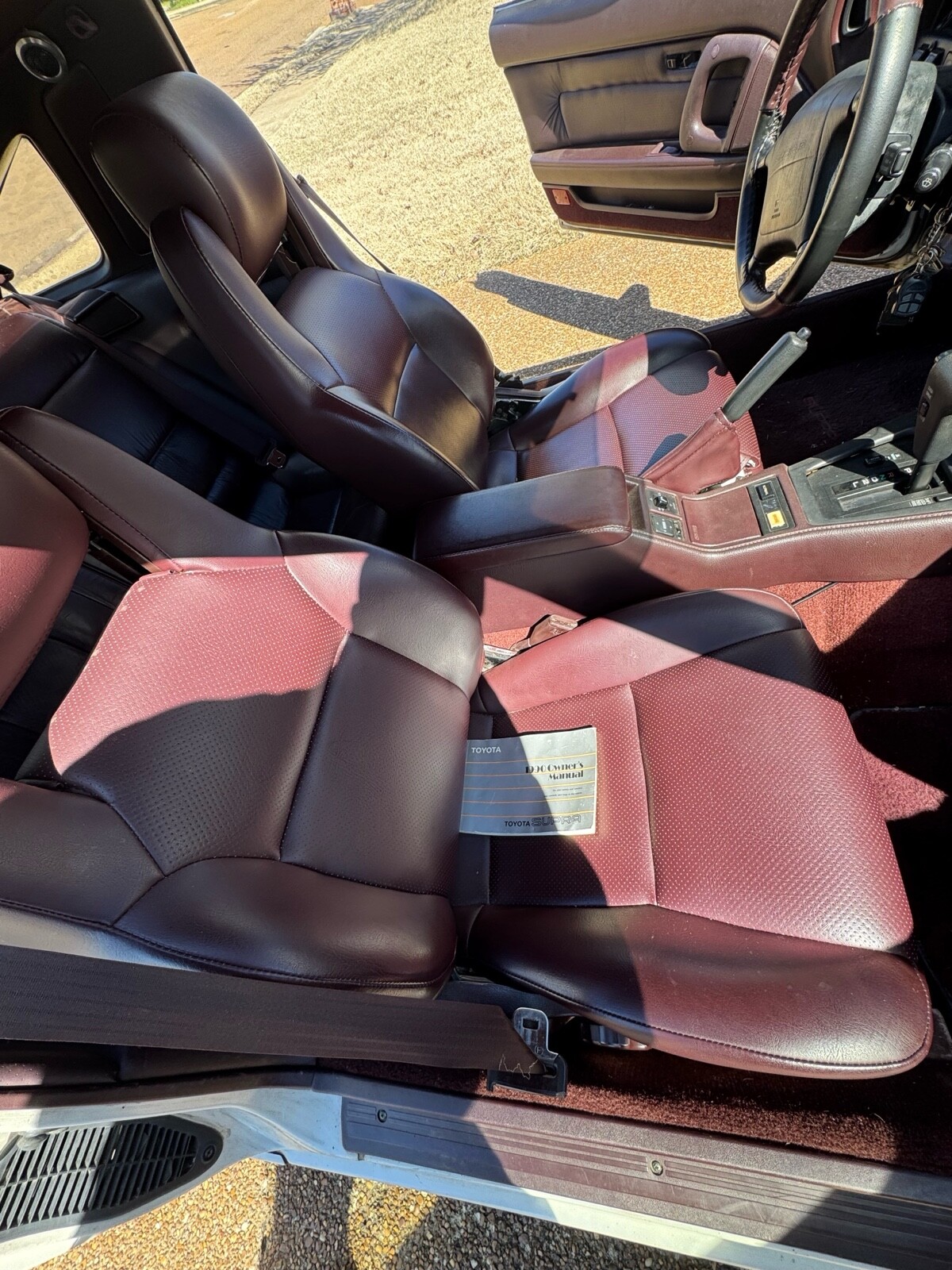 Toyota-Supra-1990-Hatchback-13