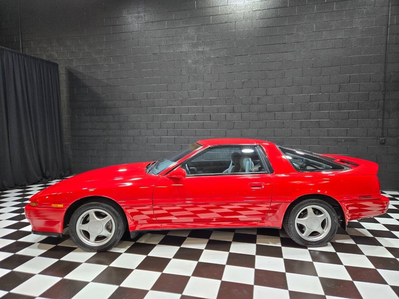 Toyota-Supra-1991-Hatchback-1