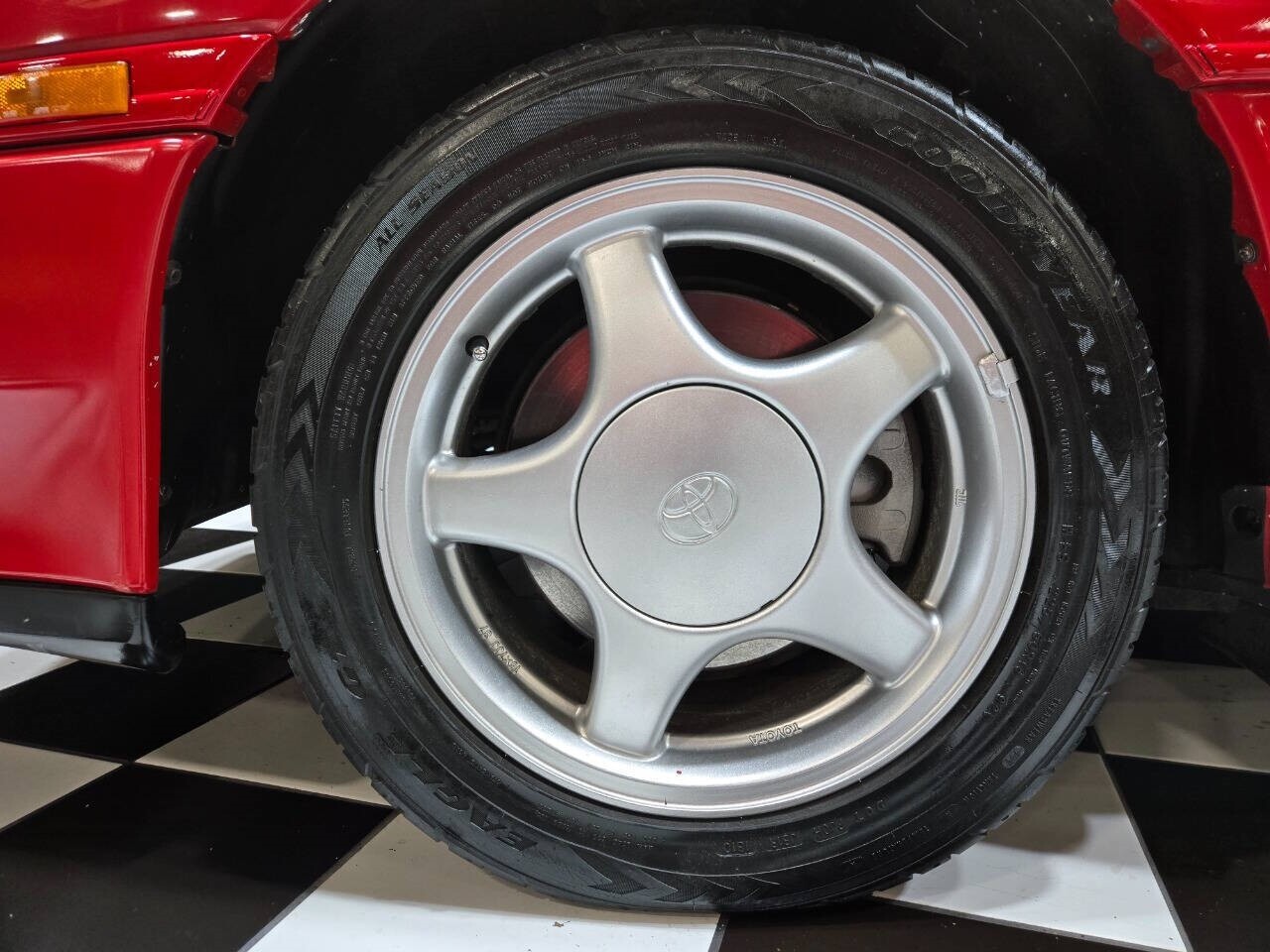 Toyota-Supra-1991-Hatchback-31
