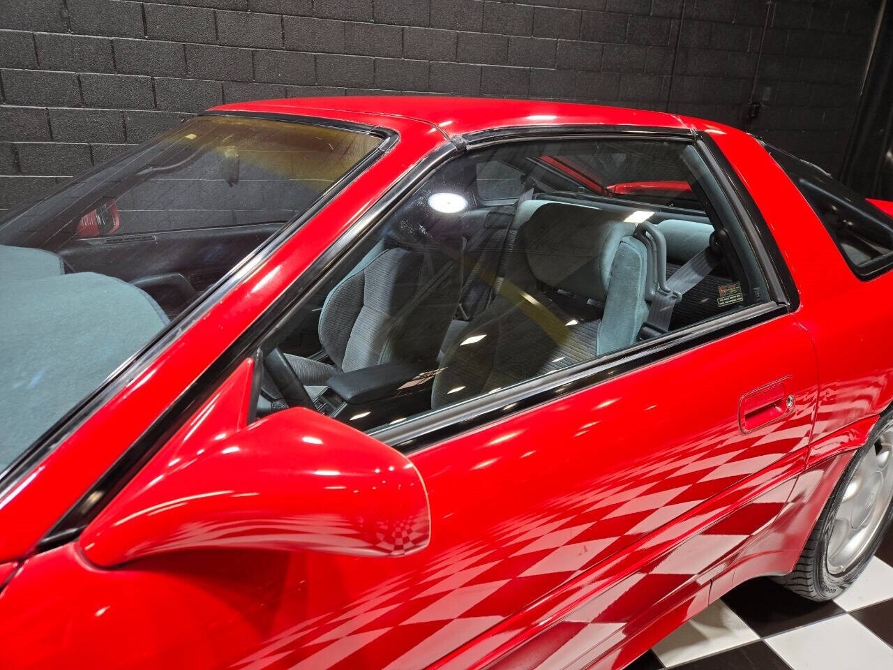 Toyota-Supra-1991-Hatchback-33