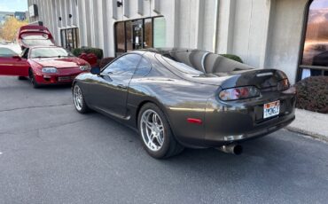 Toyota-Supra-1993-Hatchback-13