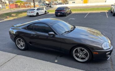 Toyota-Supra-1993-Hatchback-14