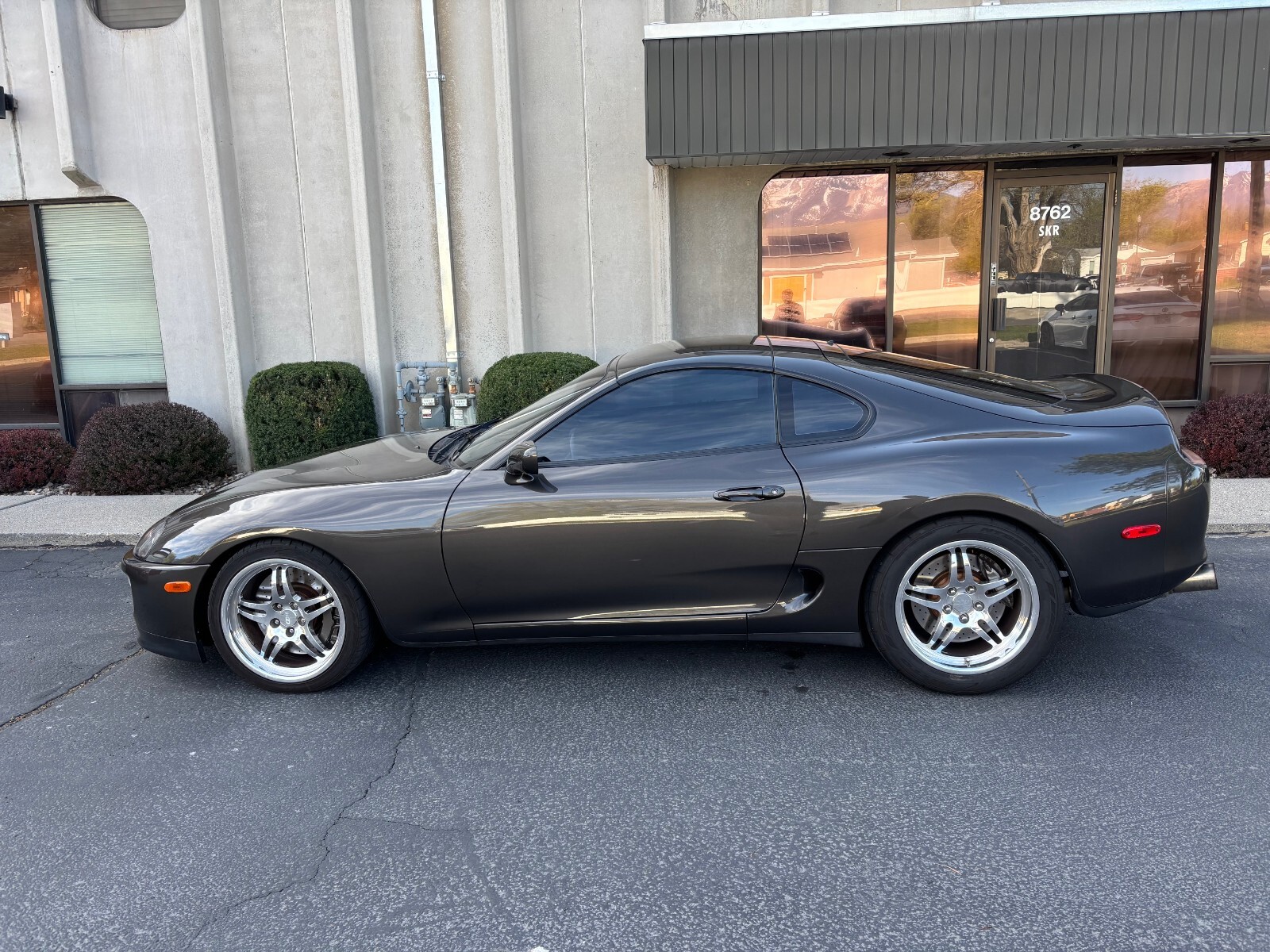 Toyota-Supra-1993-Hatchback-17