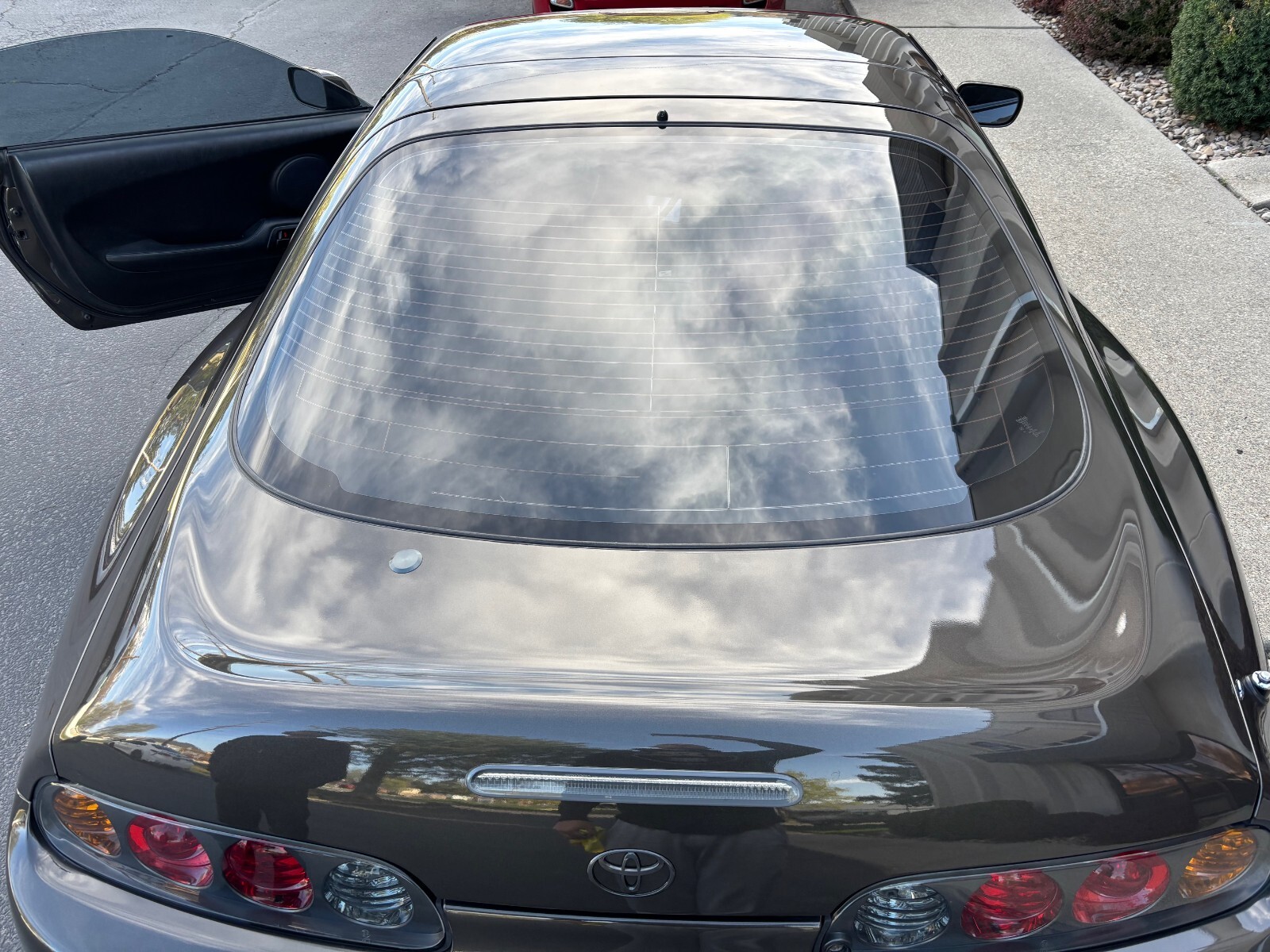 Toyota-Supra-1993-Hatchback-20