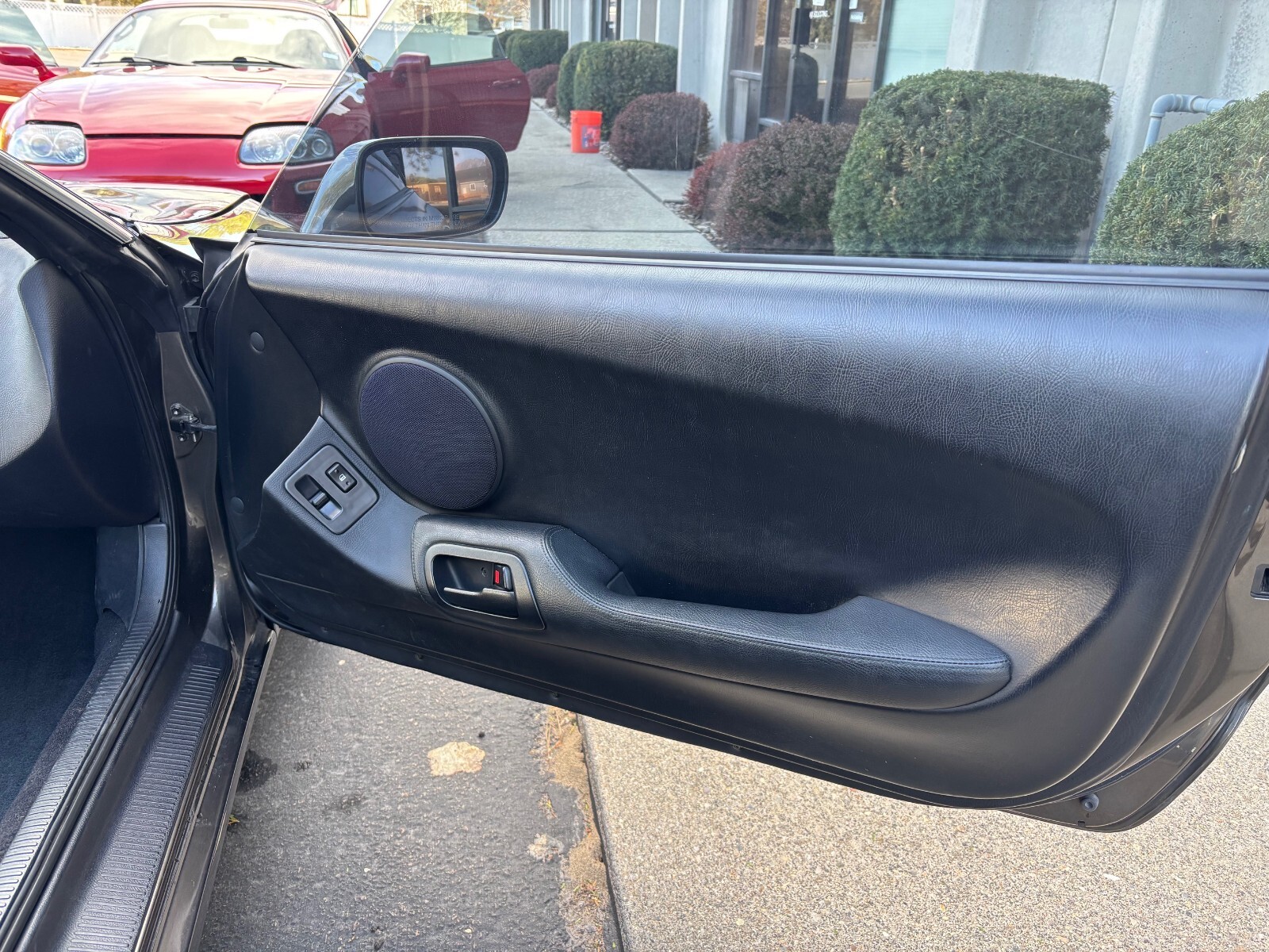Toyota-Supra-1993-Hatchback-30