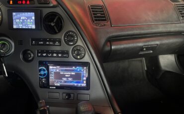 Toyota-Supra-1993-Hatchback-34