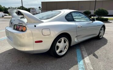 Toyota-Supra-1994-11