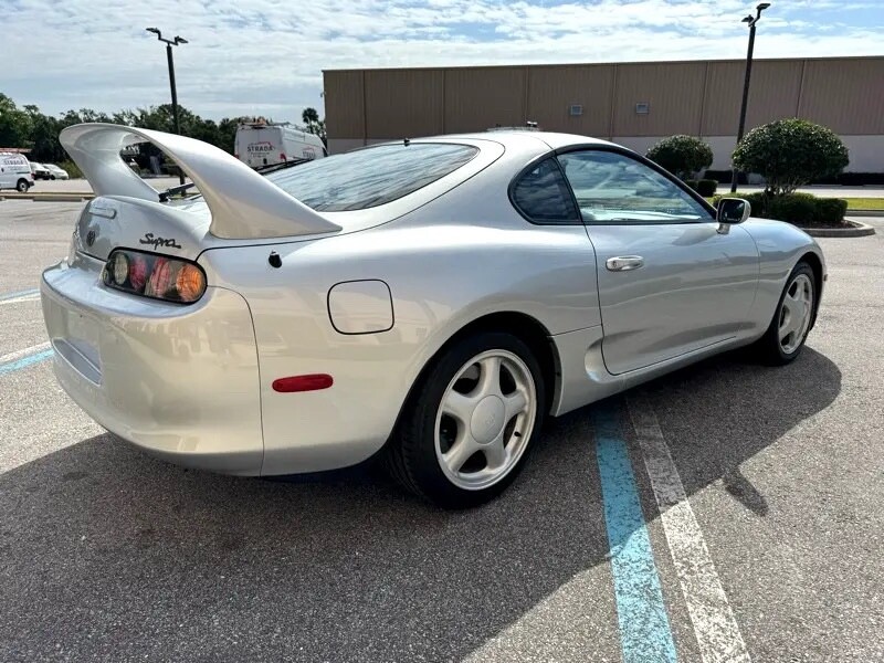 Toyota-Supra-1994-11