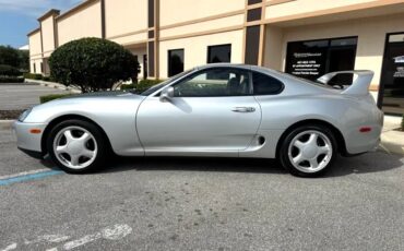 Toyota-Supra-1994-13