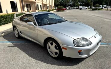 Toyota-Supra-1994-15