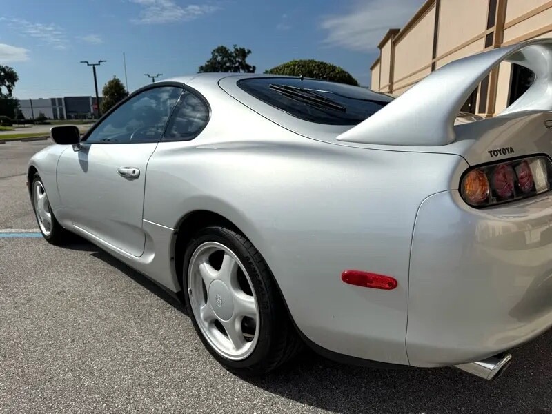 Toyota-Supra-1994-18