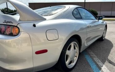 Toyota-Supra-1994-19
