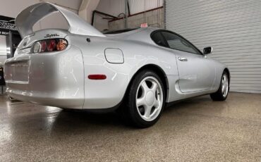 Toyota-Supra-1994-2