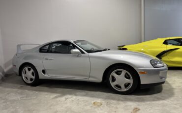 Toyota-Supra-1994-30