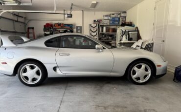 Toyota-Supra-1994-36