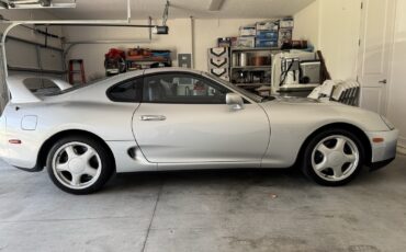 Toyota-Supra-1994-37