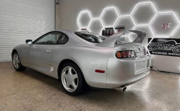Toyota-Supra-1994-6