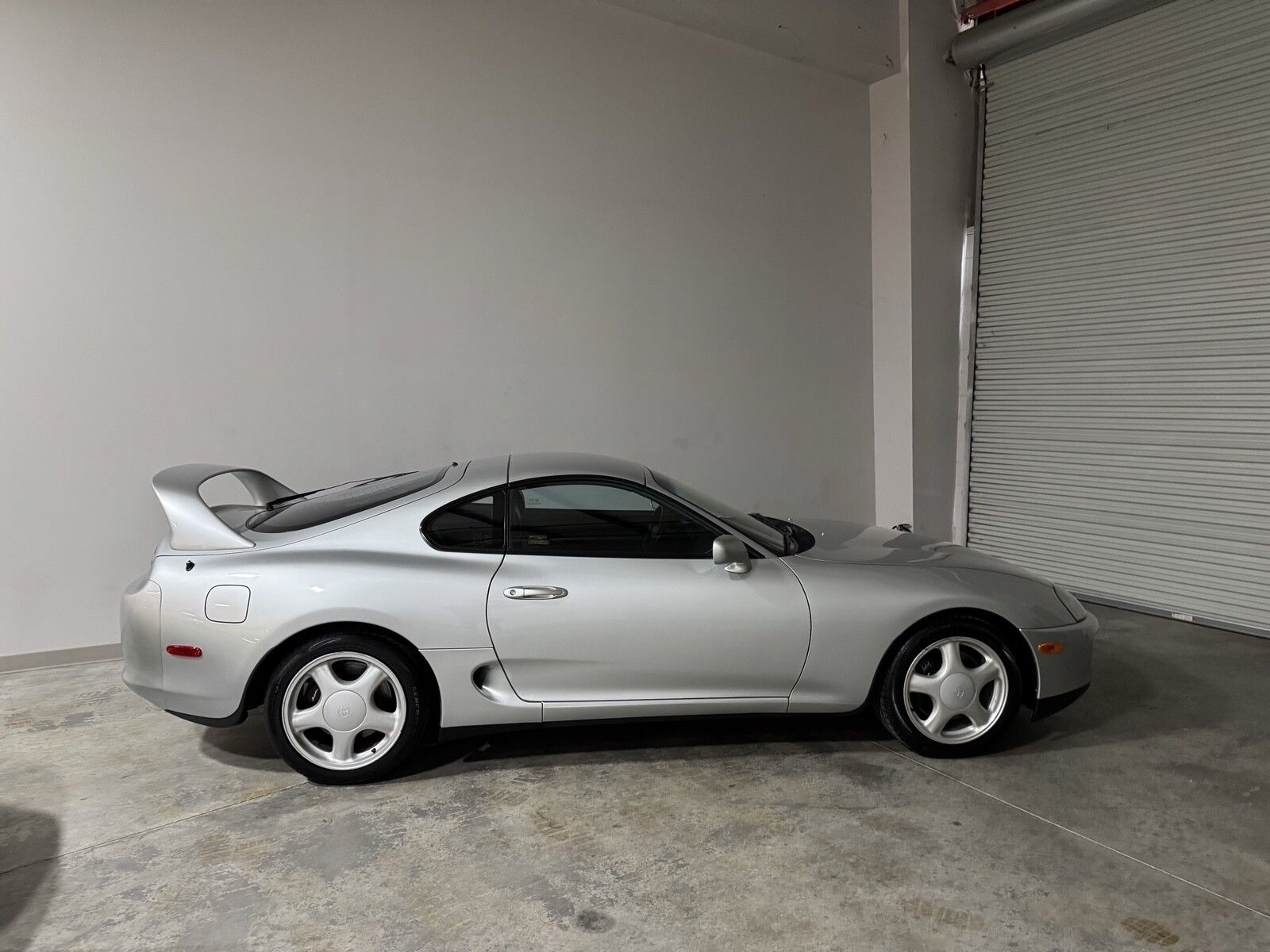 Toyota-Supra-1994-7