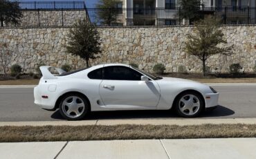 Toyota-Supra-1994-Hatchback-1