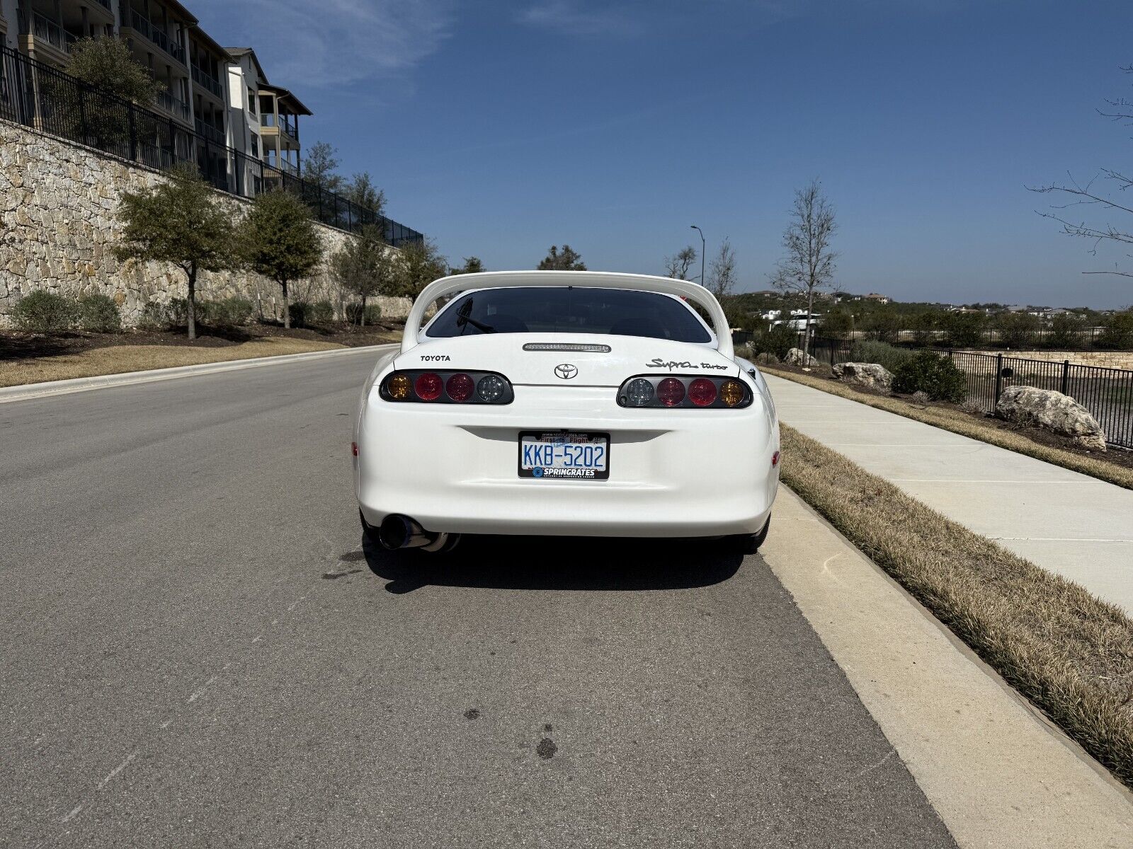 Toyota-Supra-1994-Hatchback-3