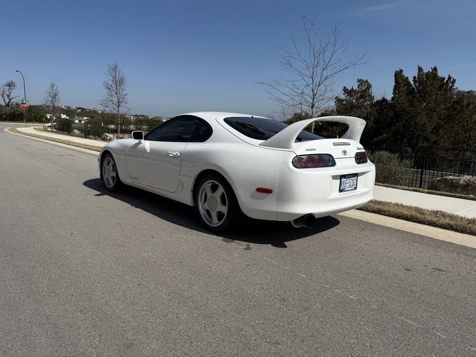 Toyota-Supra-1994-Hatchback-4