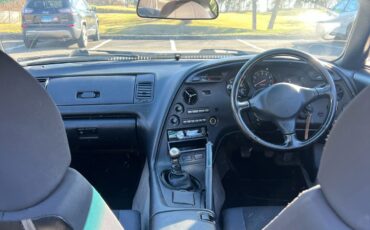 Toyota-Supra-1995-Coupe-16