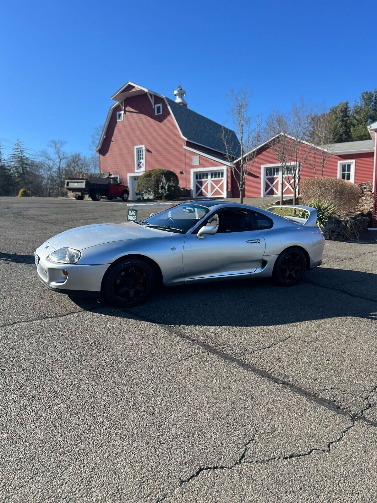 Toyota-Supra-1995-Coupe-2