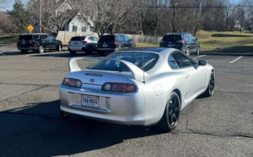Toyota-Supra-1995-Coupe-6