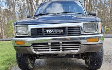 Toyota-Tacoma-1991-Standard-Cab-Pickup-1