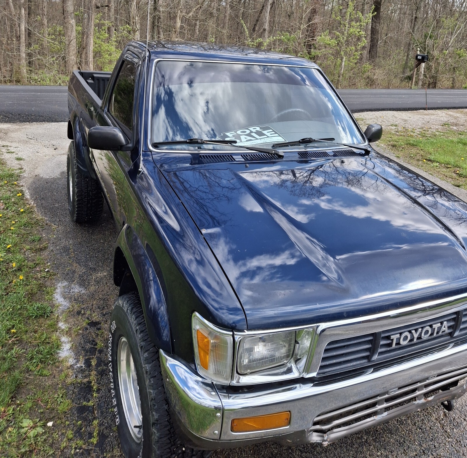 Toyota-Tacoma-1991-Standard-Cab-Pickup-13
