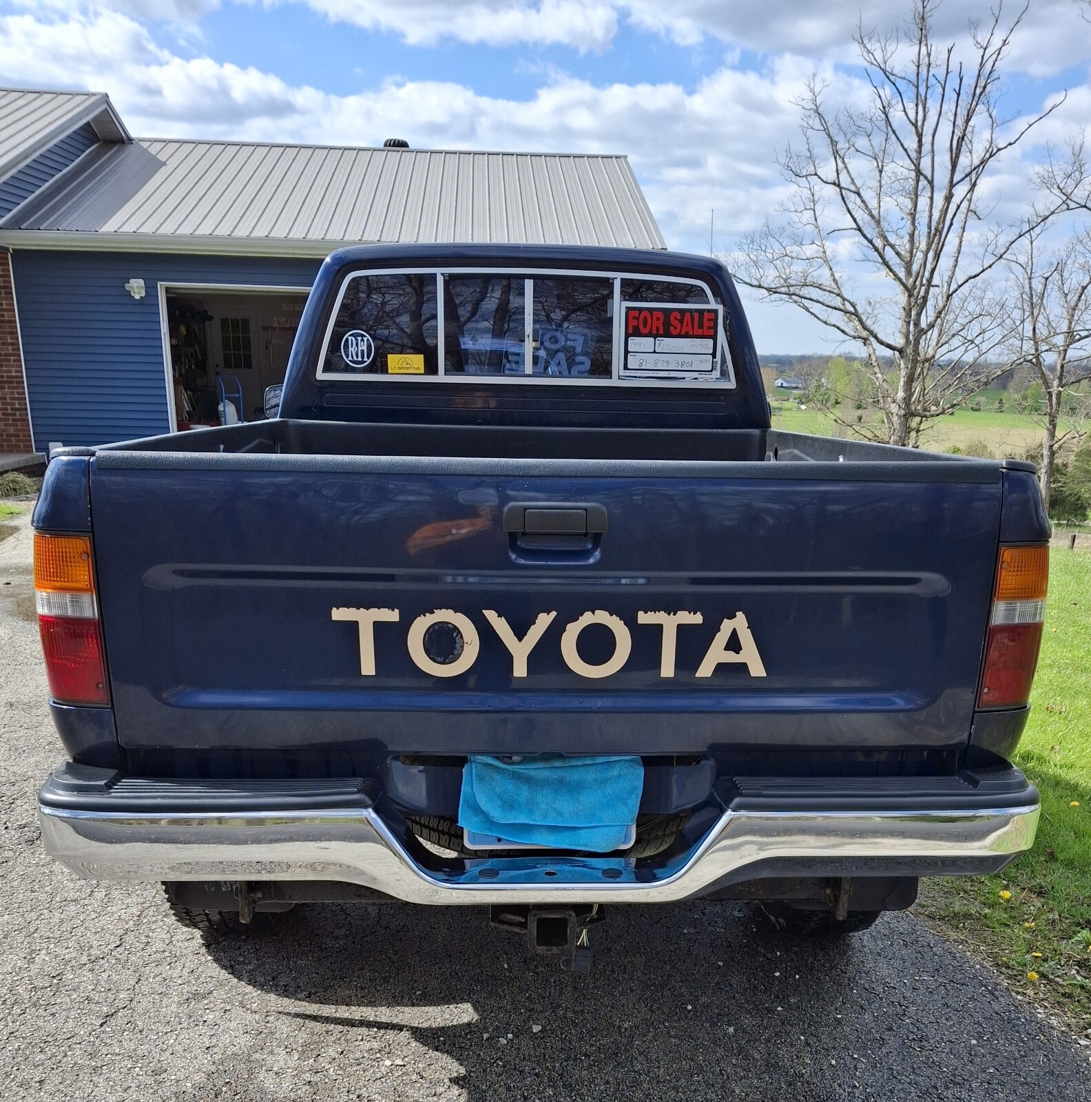 Toyota-Tacoma-1991-Standard-Cab-Pickup-14