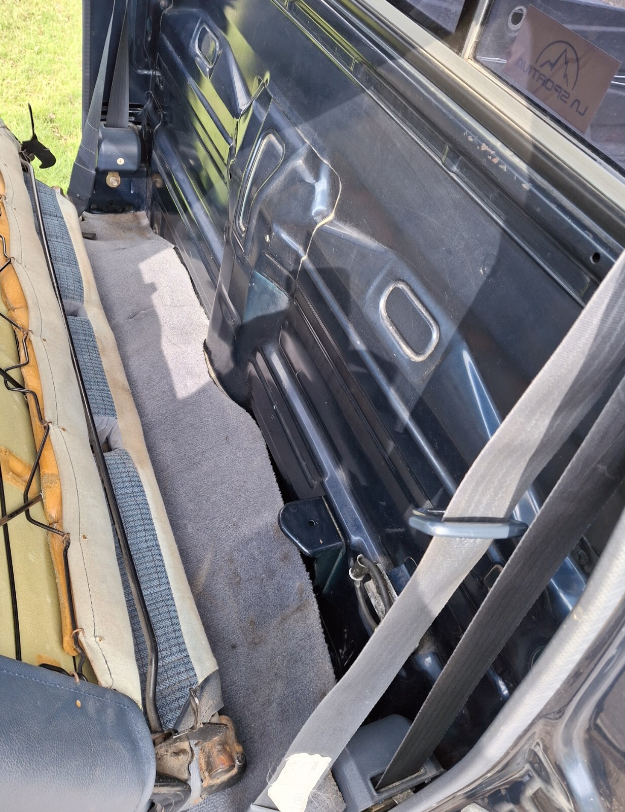 Toyota-Tacoma-1991-Standard-Cab-Pickup-15