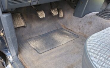 Toyota-Tacoma-1991-Standard-Cab-Pickup-17