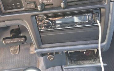 Toyota-Tacoma-1991-Standard-Cab-Pickup-25