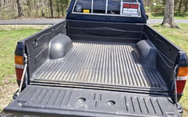 Toyota-Tacoma-1991-Standard-Cab-Pickup-27