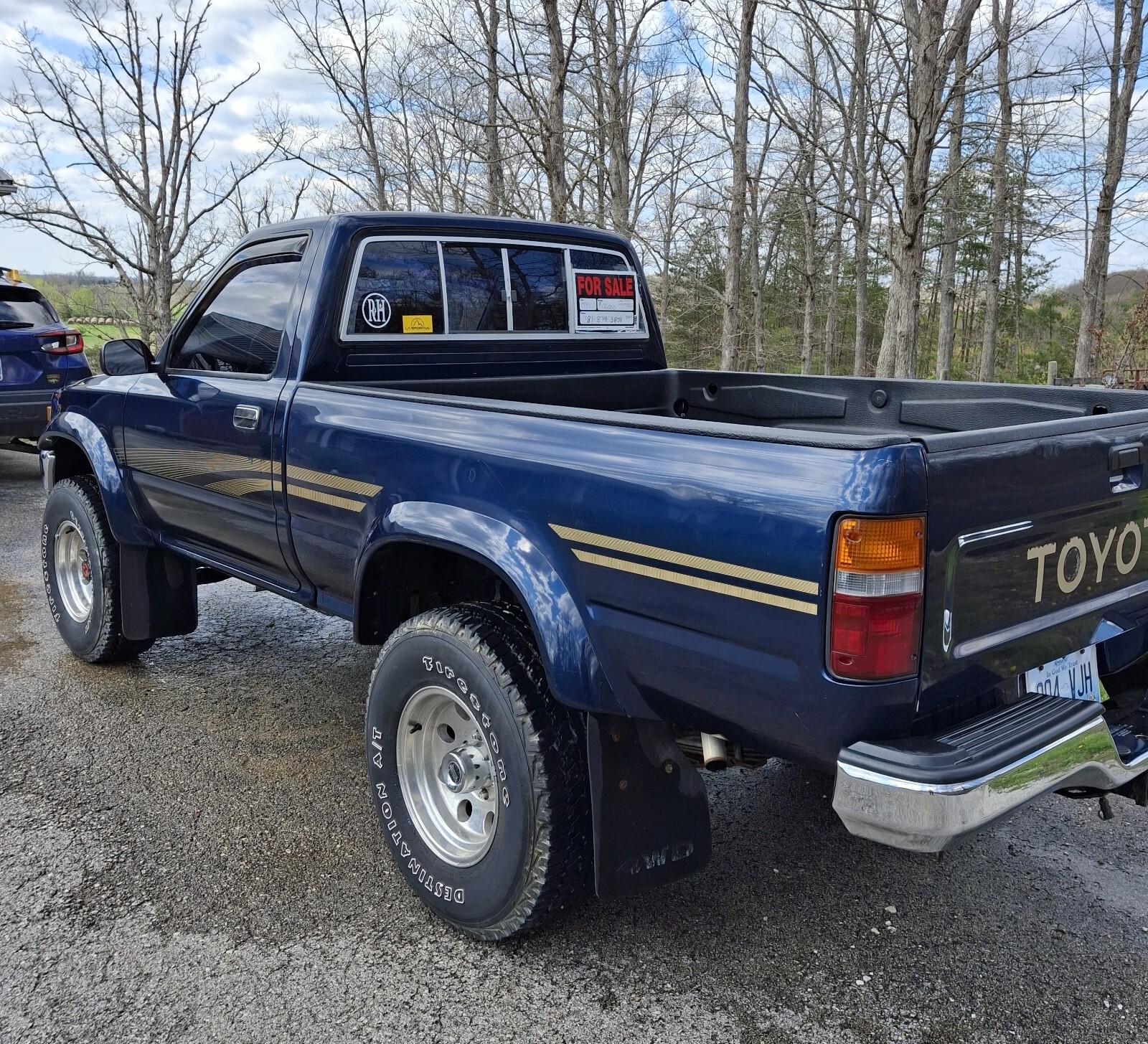 Toyota-Tacoma-1991-Standard-Cab-Pickup-7