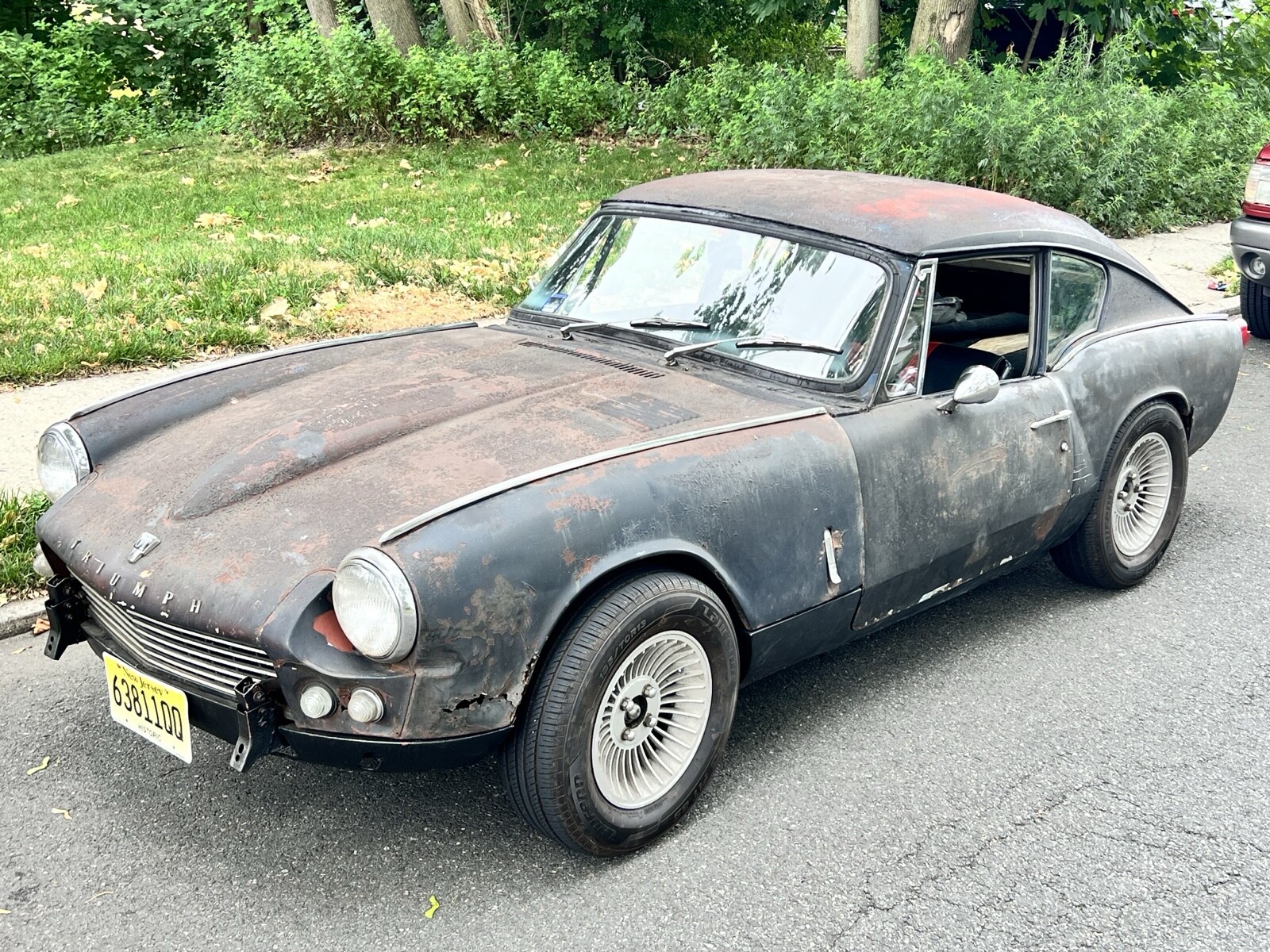 Triumph-GT6-1968-6