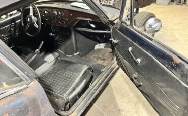 Triumph-GT6-1968-9