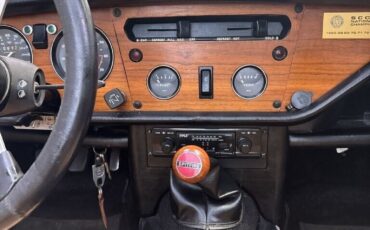 Triumph-Spitfire-1974-12