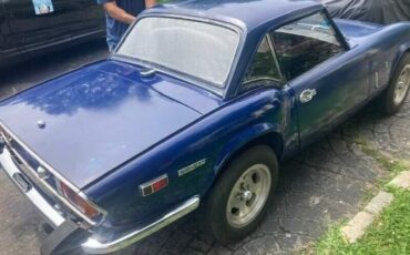 Triumph-Spitfire-1974-Convertible-2