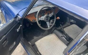 Triumph-Spitfire-1974-Convertible-8