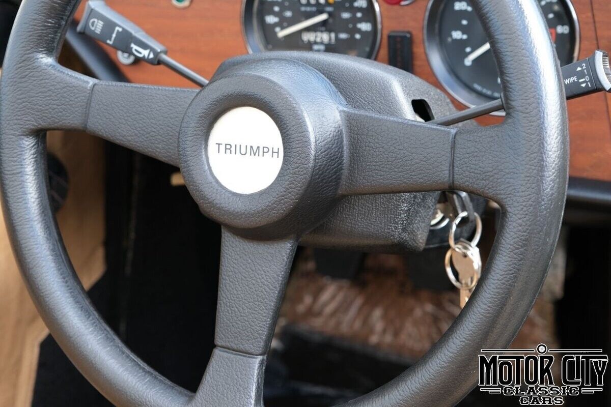 Triumph-Spitfire-1980-24