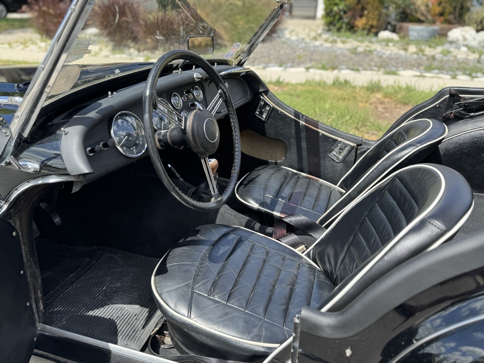 Triumph-TR-3-1960-18