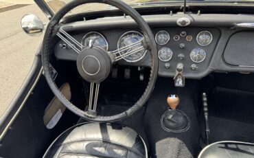 Triumph-TR-3-1960-21