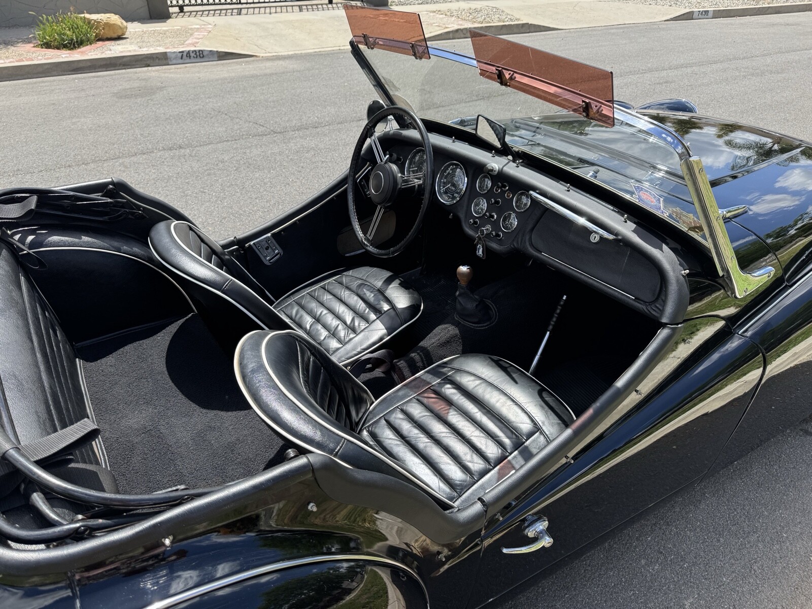 Triumph-TR-3-1960-32