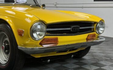 Triumph-TR-6-1969-11