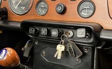 Triumph-TR-6-1969-21